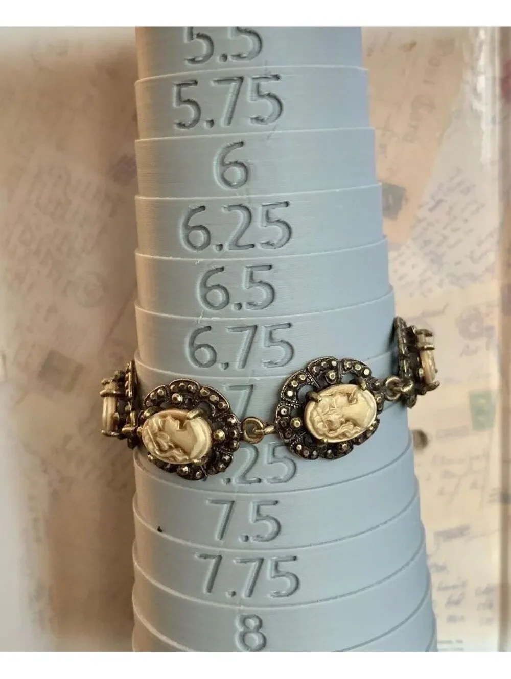 Charming Cameo Bracelet with Intricate Metalwork & Classic Elegance